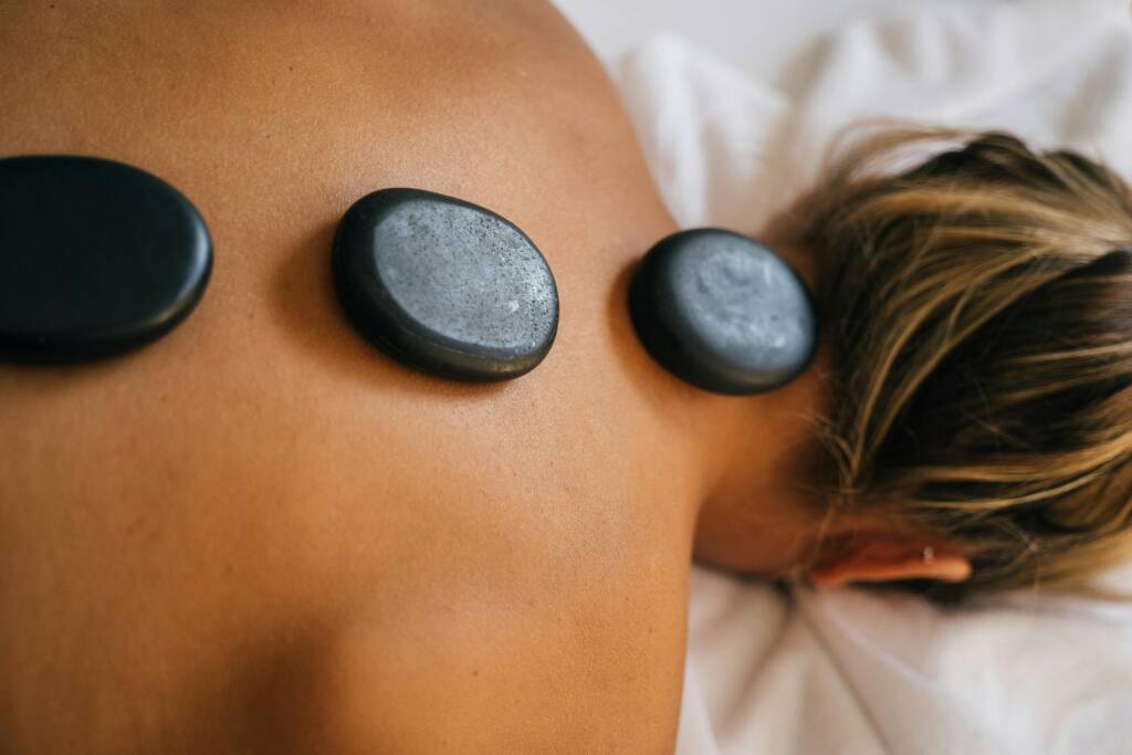 Hot stones massage