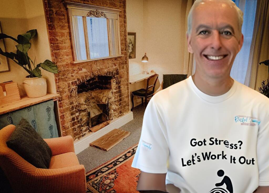 Wimbledon male massage therapy room